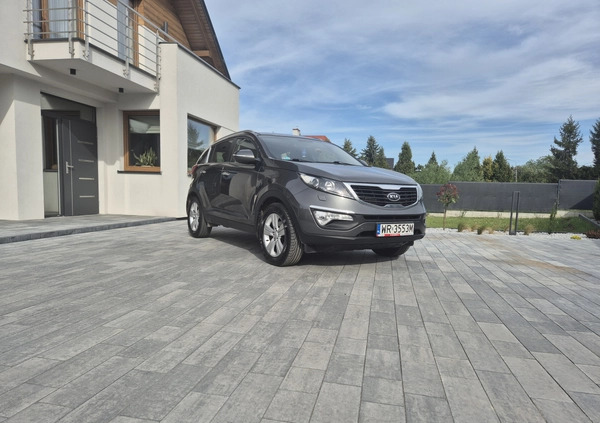 Kia Sportage cena 41900 przebieg: 171000, rok produkcji 2012 z Radom małe 172